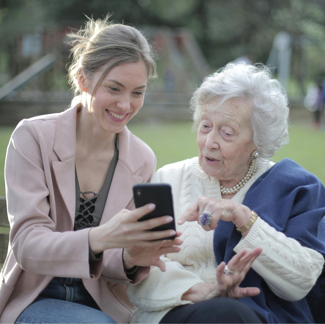 💡DOWNLOAD | Caregivers need care too - Evidence-based insights for carers